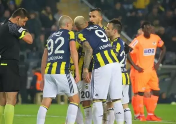 Valbuena ile Giuliano penaltıyı paylaşamadı