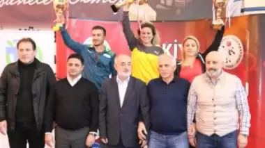 Türkiye Yıldız Kızlar Güreş Şampiyonası sona erdi