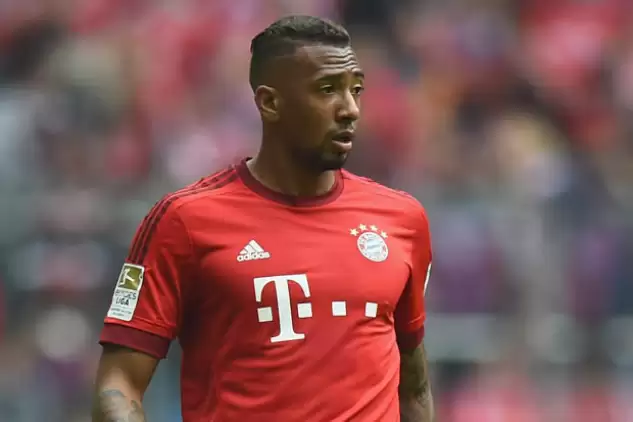 Jerome Boateng'e kız arkadaşına şiddetten 1.8 milyon Euro ceza!