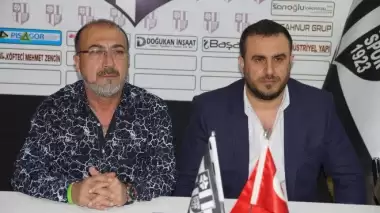 İmza atması ile ayrılması bir oldu!