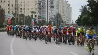 Kale Çanakkale Bisiklet Festivali'nde Şehitlere Saygı etabı başladı!