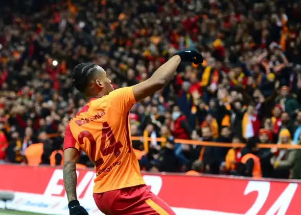 Galatasaray taraftarının Rodrigues çılgınlığı!