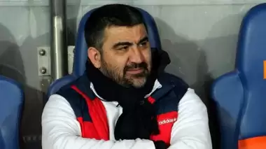 Ümit Özat: "Hoeness Mesut'un futbolunu sorgulayamaz."