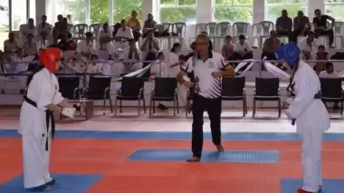 Kardeşini götürdüğü sporda şampiyon oldu!