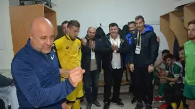 Manisa BBSK, puan farkını yine 12’ye çıkardı