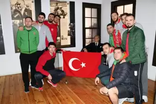 Pınar Karşıyaka'dan Selanik'teki Atatürk Evi'ne ziyaret