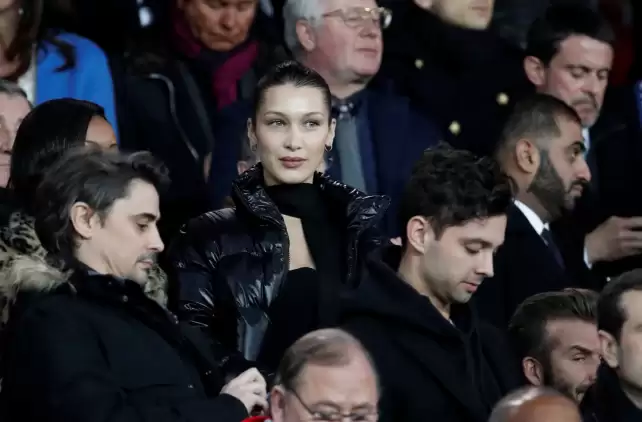 PSG - Real Madrid maçına Bella Hadid damga vurdu!