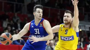 Anadolu Efes, Maccabi Fox Tel Aviv’i ağırlıyor