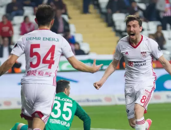 Sivasspor'un genç yeteneği Emre Kılınç'tan milli takım sözleri!