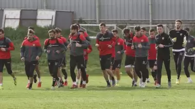 Manisaspor, Ümraniyespor'a bileniyor!