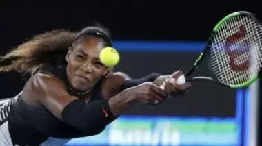 Serena Williams galibiyetle başladı