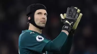 Arsenal'de Petr Cech’ten 200 maç