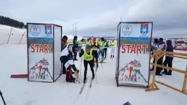 Kayaklı Koşu K1 Ligi'nde final mücadelesi Sarıkamış'ta başladı