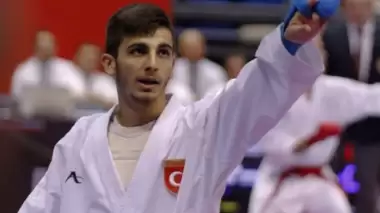 Karate kariyerinde 200'ü aşkın madalya kazandı! Efsane olmak istiyor!
