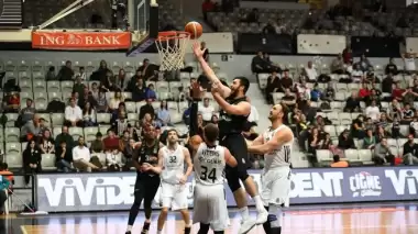 Sakarya Büyükşehir, Beşiktaş'ı farklı geçti!
