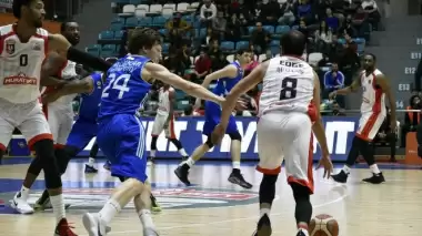 Uşak deplasmanında kazanan İstanbul BBSK