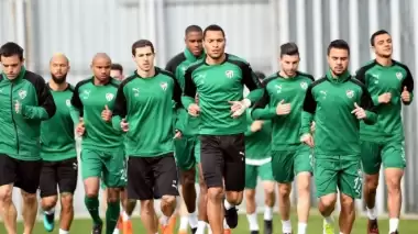 Bursaspor'da, Antalyaspor maçı öncesi sakat futbolcularda son durum!
