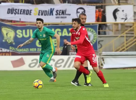 Volkan Demirel'e 45 metreden gol attı! Duygularını paylaştı: Rüya zannettim!