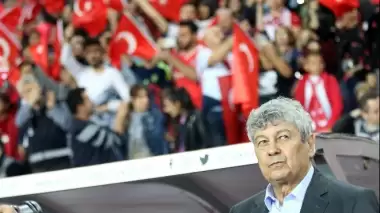 Lucescu'dan maç sonu olay hareket! Basın toplantısı...