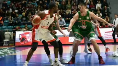 Muratbey Uşak'a bir darbe de Banvit'ten!