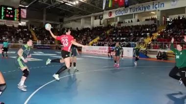 A Milli Kadın Hentbol Takımı ilk galibiyetini aldı!