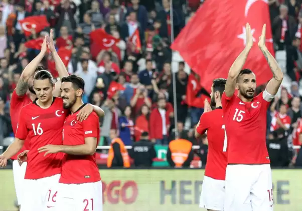 A Milli Futbol Takımı'nın Karadağ 11'i belli oldu!
