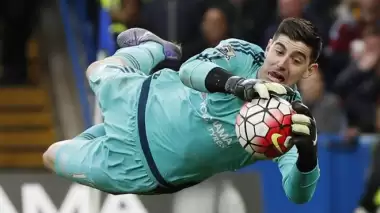 Video - Courtois'nin en güzel kurtarışları