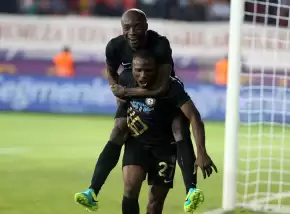 Flaş sözler: 'Umar, Fenerbahçe'ye transfer olsun'