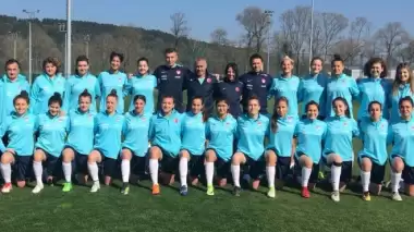 Milliler, İrlanda Cumhuriyeti'ne gitti