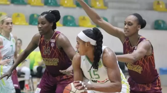 Yakın Doğu Üniversitesi deplasmanda farklı güldü!