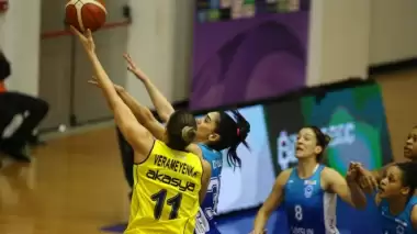 Fenerbahçe, sahasında Canik Belediyespor'u mağlup etti