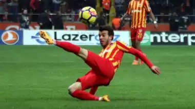 Güray Vural Kayserisporlu taraftarlara tepki gösterdi