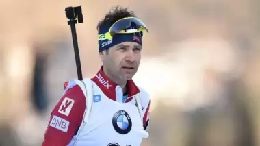 Ole Einar Bjoerndalen pistlere veda etti