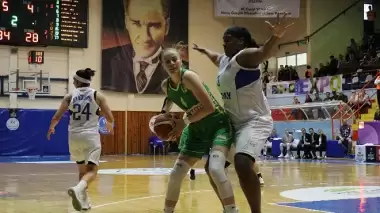 Hatay Büyükşehir Belediyespor, İstanbul Üniversitesi'ni farklı geçti