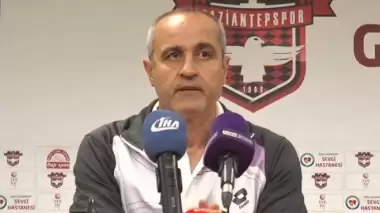 Eyüp Arın: 'Oyuncularımı kutluyorum ancak...'