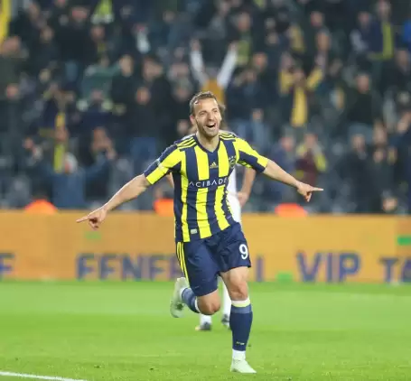 Fenerbahçe ikinci yarıda açıldı!