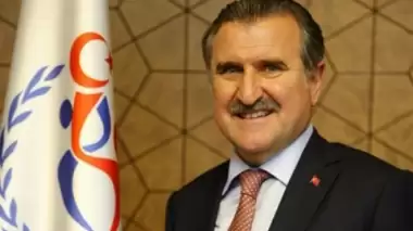 Bakan Bak'tan milli tekvandoculara tebrik