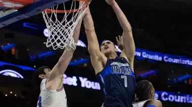 Philadelphia 76ers'tan tarihi galibiyet