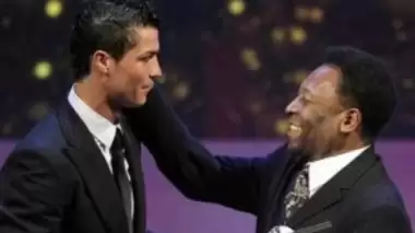 Pele: 'Ronaldo harika bir oyuncu, Messi harika bir orta saha'