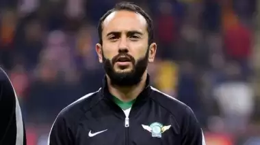 Akhisarspor forması giyen Olcan Adın'ın acı günü