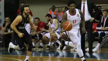 Gaziantep Basketbol, Sakarya'yı yanına yaklaştırmadı!