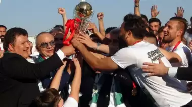 Manisa BBSK kupasına kavuştu!