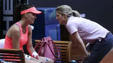 Agnieszka Radwanska'ya sakatlık engeli