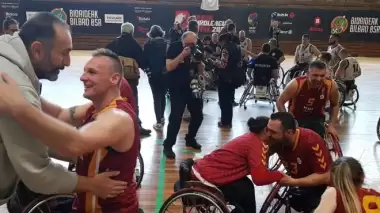 Tekerlekli Sandalye Basketbol Süper Ligi'nde şampiyon Galatasaray!