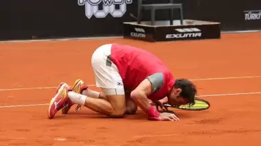 Malek Jaziri finale yükseldi
