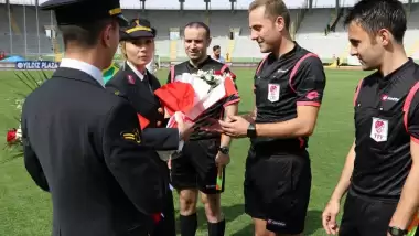 Şanlıurfaspor - Kahramanmaraşspor maçında örnek davranış