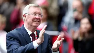 Kendine gelen Ferguson'un ilk sorusu futbol oldu!