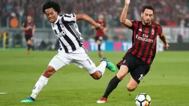 Hakan Çalhanoğlu transferinde flaş gelişme! Geri dönüyor...