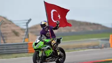 Kenan Sofuoğlu son yarışına çıkıyor