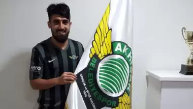 Muğdat Çelik resmi imzayı bekliyor!